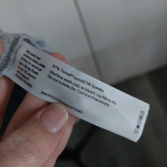 Eileen Fisher Ribbed Knit longsleeve top blouse Gray Medium Lightweight stretch - Picture 4 of 6